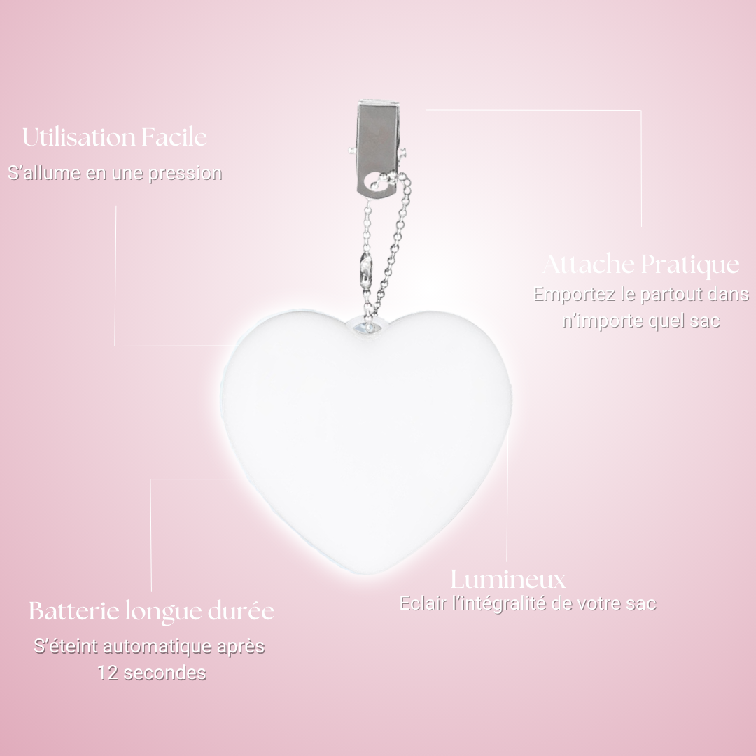 Lumière LED Cœur – Éclairez votre sac en un instant !